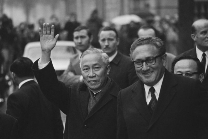 Sự phản bội của Kissinger khiến Việt Nam Cộng hòa sụp đổ